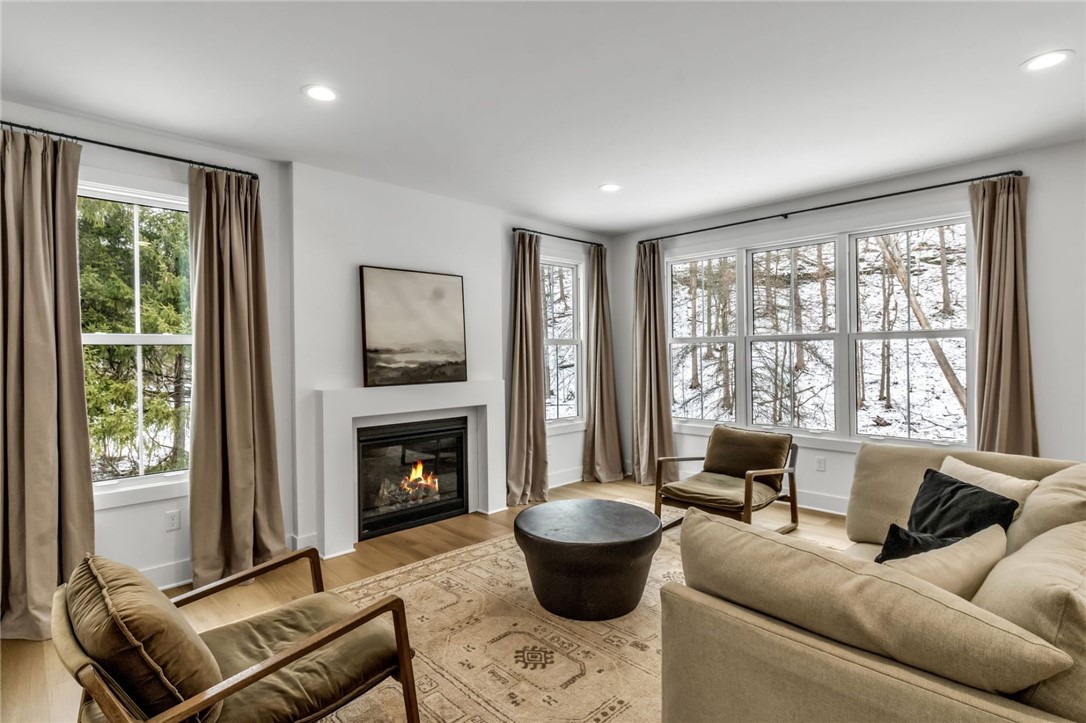 9767 Greiner Road Clarence, NY 14031 - Photo 9 of 26