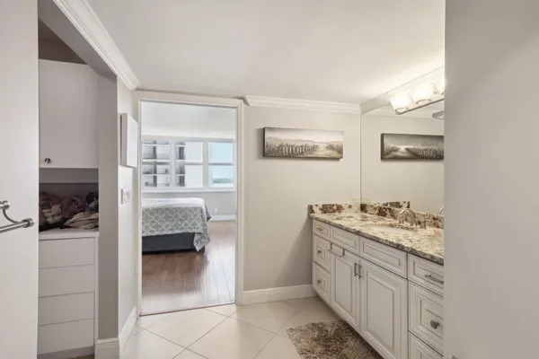 $3,000 | 5440 North Ocean Drive, Unit 903, Singer Island, FL 33404