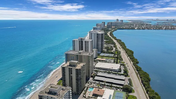 $3,000 | 5440 North Ocean Drive, Unit 903, Singer Island, FL 33404