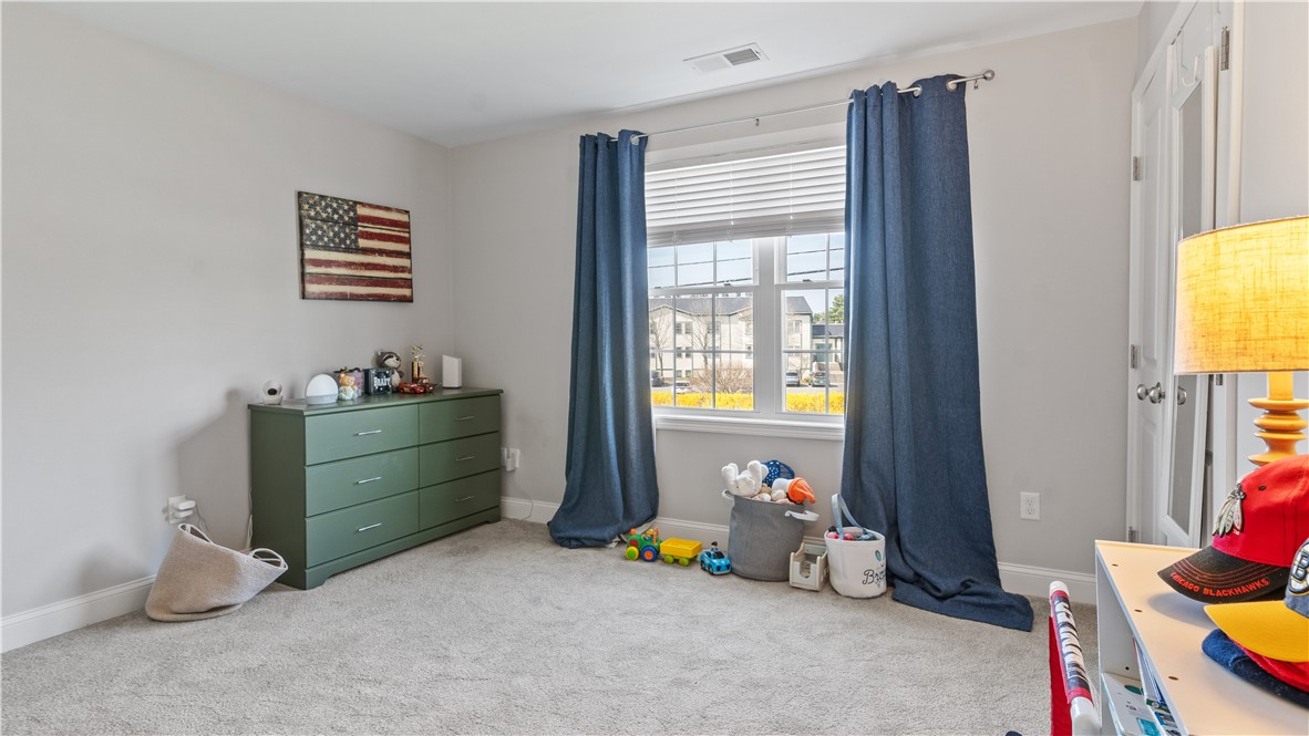 488 Long Street Warwick, RI 02886 - Photo 26 of 43
