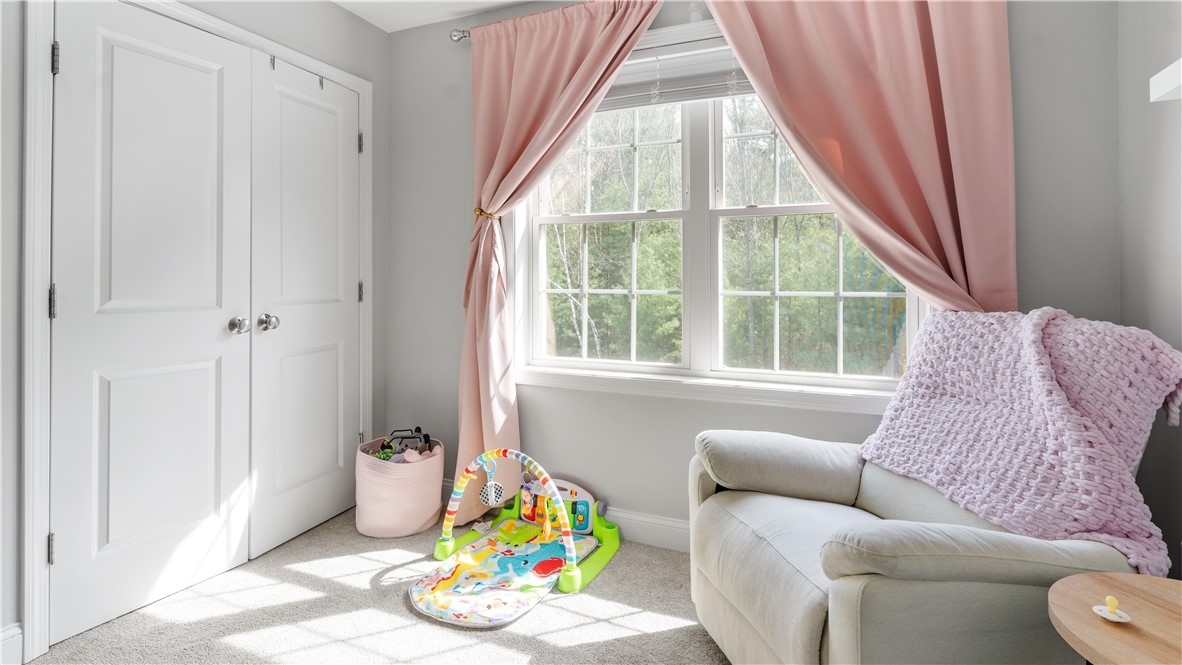 488 Long Street Warwick, RI 02886 - Photo 27 of 43
