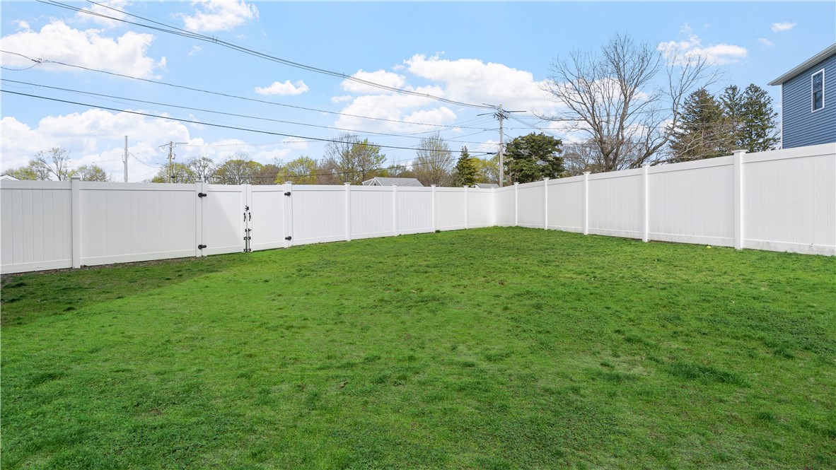 488 Long Street Warwick, RI 02886 - Photo 40 of 43