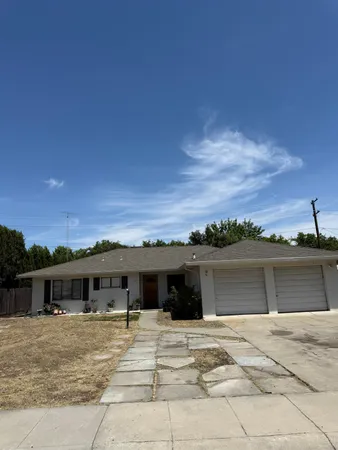 $420,000 | 417 East Eaton Avenue, Tracy, CA 95376