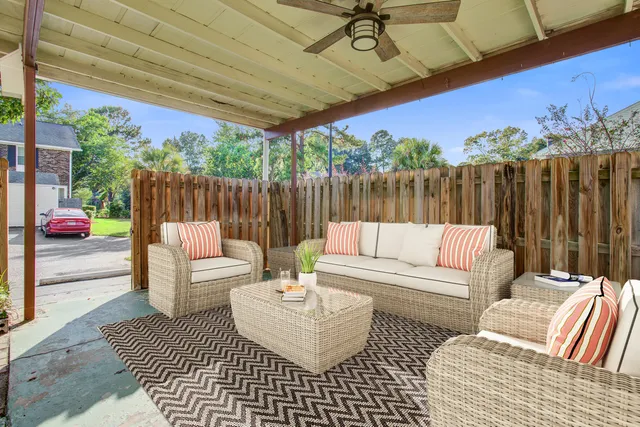 $320,000 | 2932 Cathedral Lane, Charleston, SC 29414