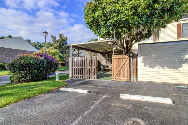 $320,000 | 2932 Cathedral Lane, Charleston, SC 29414