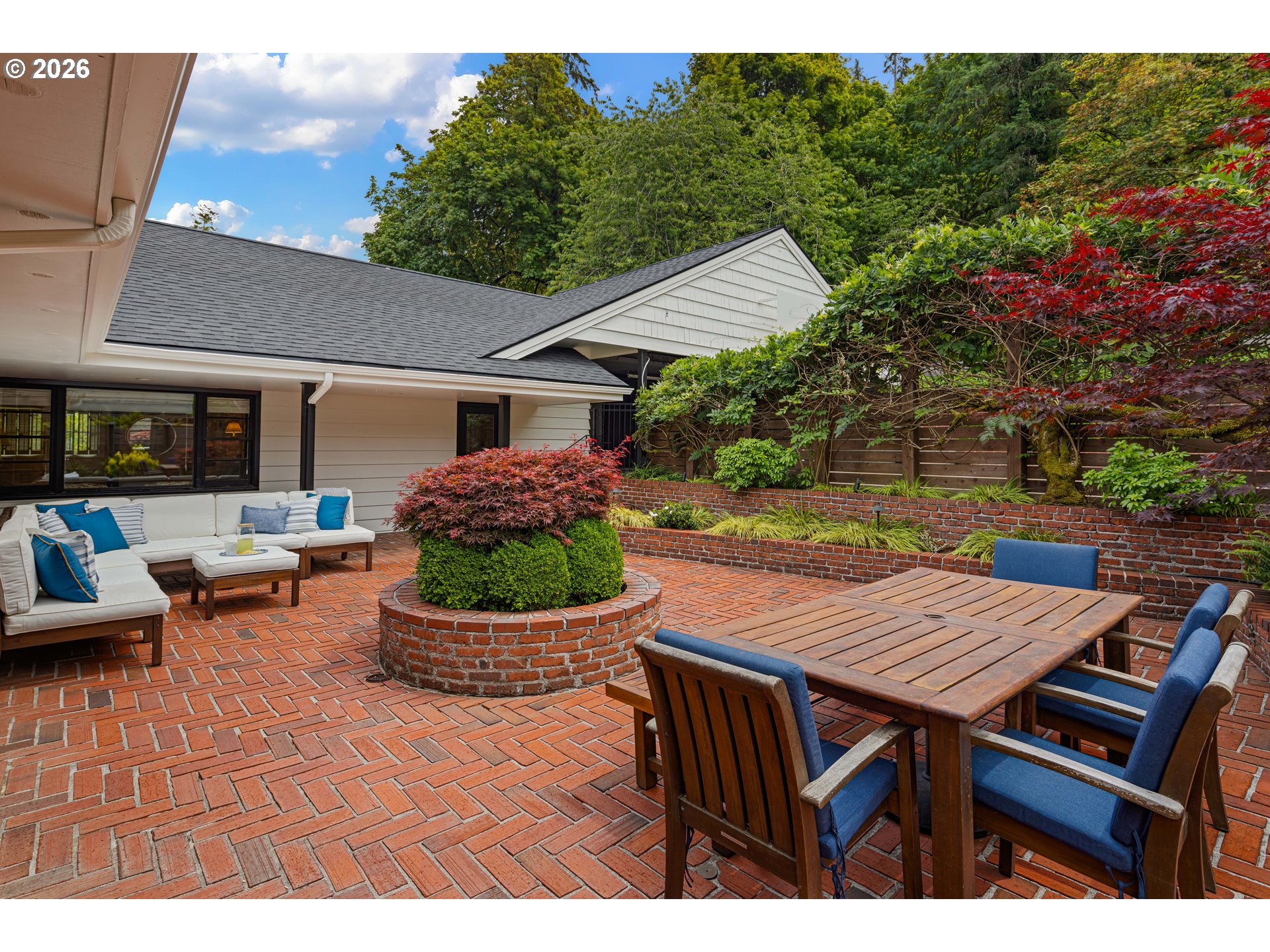 2105 Fairmount Boulevard Eugene, OR 97403 - Photo 40 of 48
