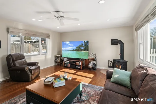 $875,000 | 49 Minivale Road, Stamford, CT 06907