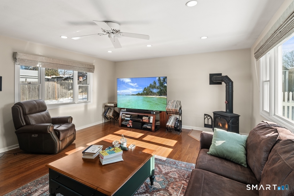 49 Minivale Road Stamford, CT 06907 - Photo 13 of 30