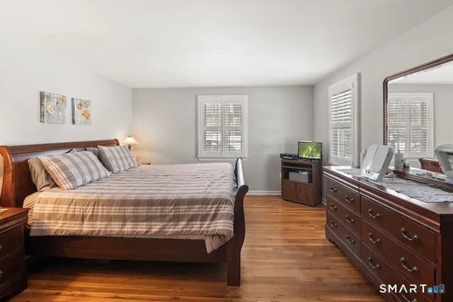 $875,000 | 49 Minivale Road, Stamford, CT 06907