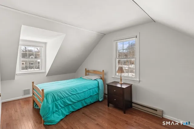 $875,000 | 49 Minivale Road, Stamford, CT 06907