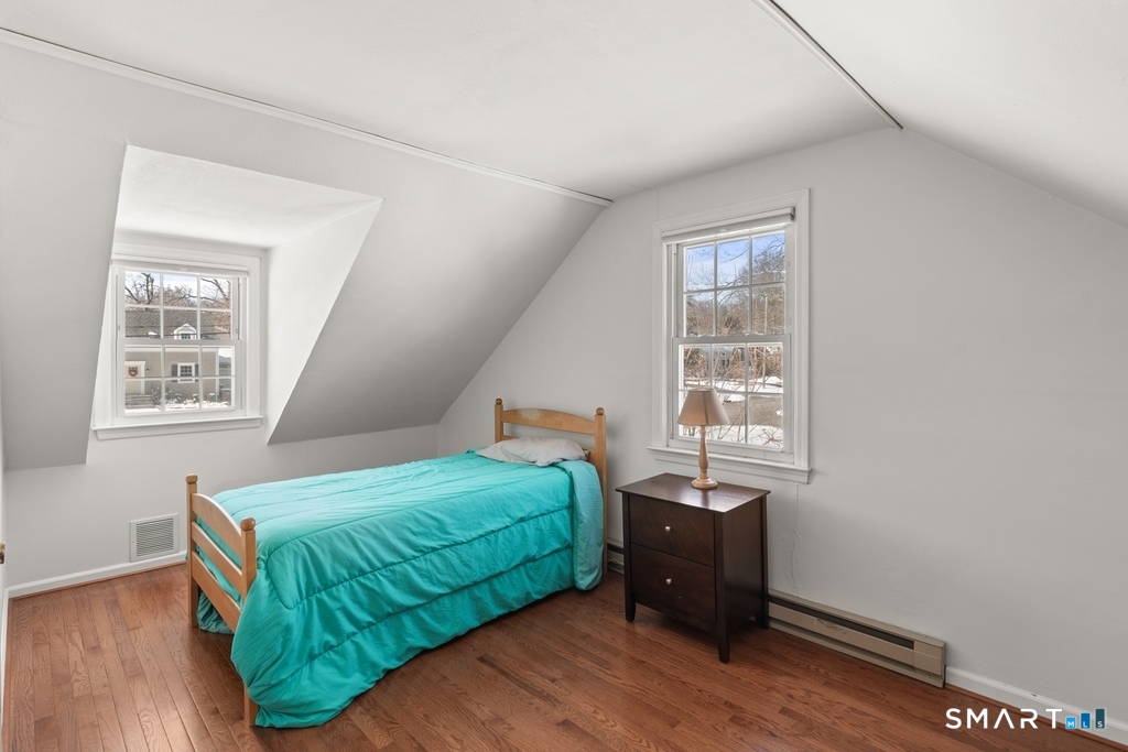 49 Minivale Road Stamford, CT 06907 - Photo 22 of 30 Upstairs bedroom to the left. Hardwood floors.