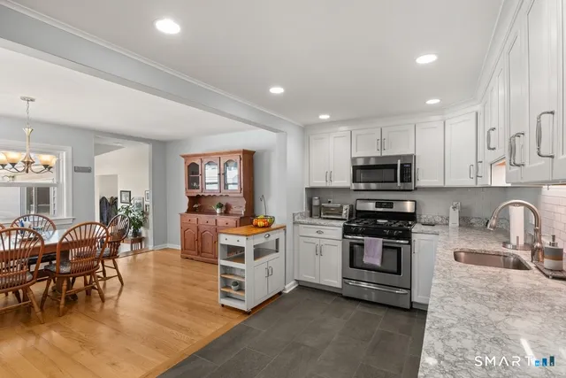 $875,000 | 49 Minivale Road, Stamford, CT 06907