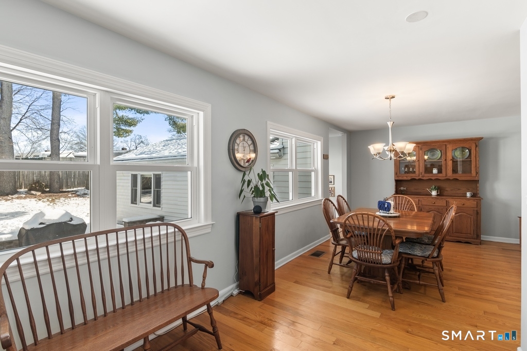 49 Minivale Road Stamford, CT 06907 - Photo 10 of 30