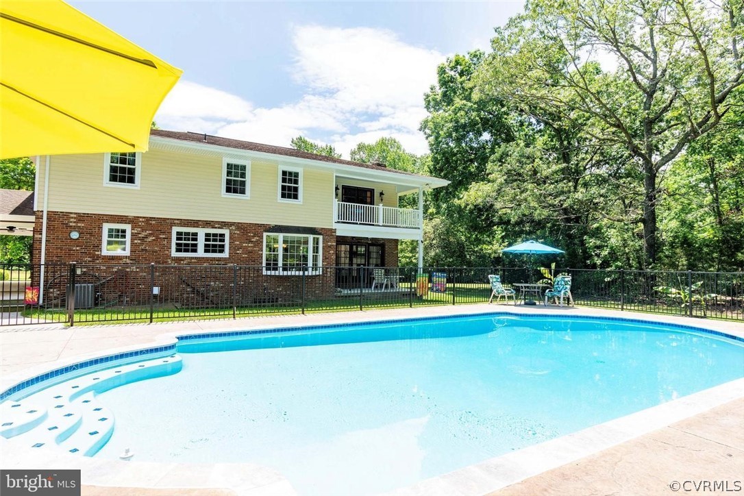 2400 Butler Road Beaverdam, VA 23015 - Photo 4 of 46 a view of a house with a swimming pool