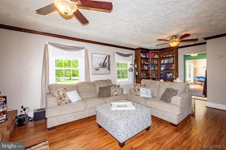 2400 Butler Road Beaverdam, VA 23015 - Photo 10 of 46 a living room with furniture and a large window