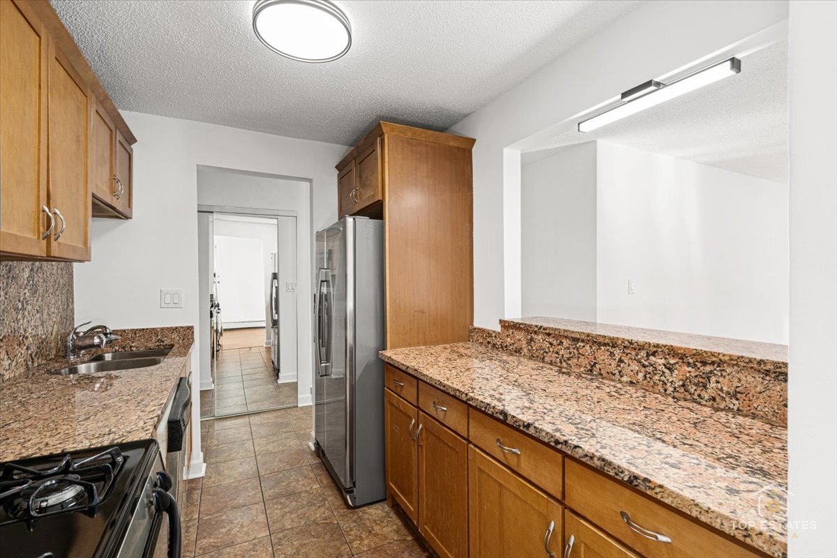 1107 South Old Wilke Road, Unit 208 Rolling Meadows, IL 60005 - Photo 18 of 43