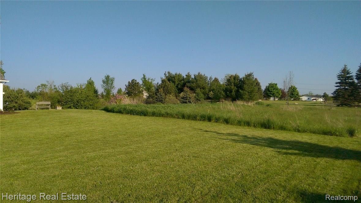 2301 Bullock Road Lapeer, MI 48446 - Photo 6 of 36 IMAG03129.jpg