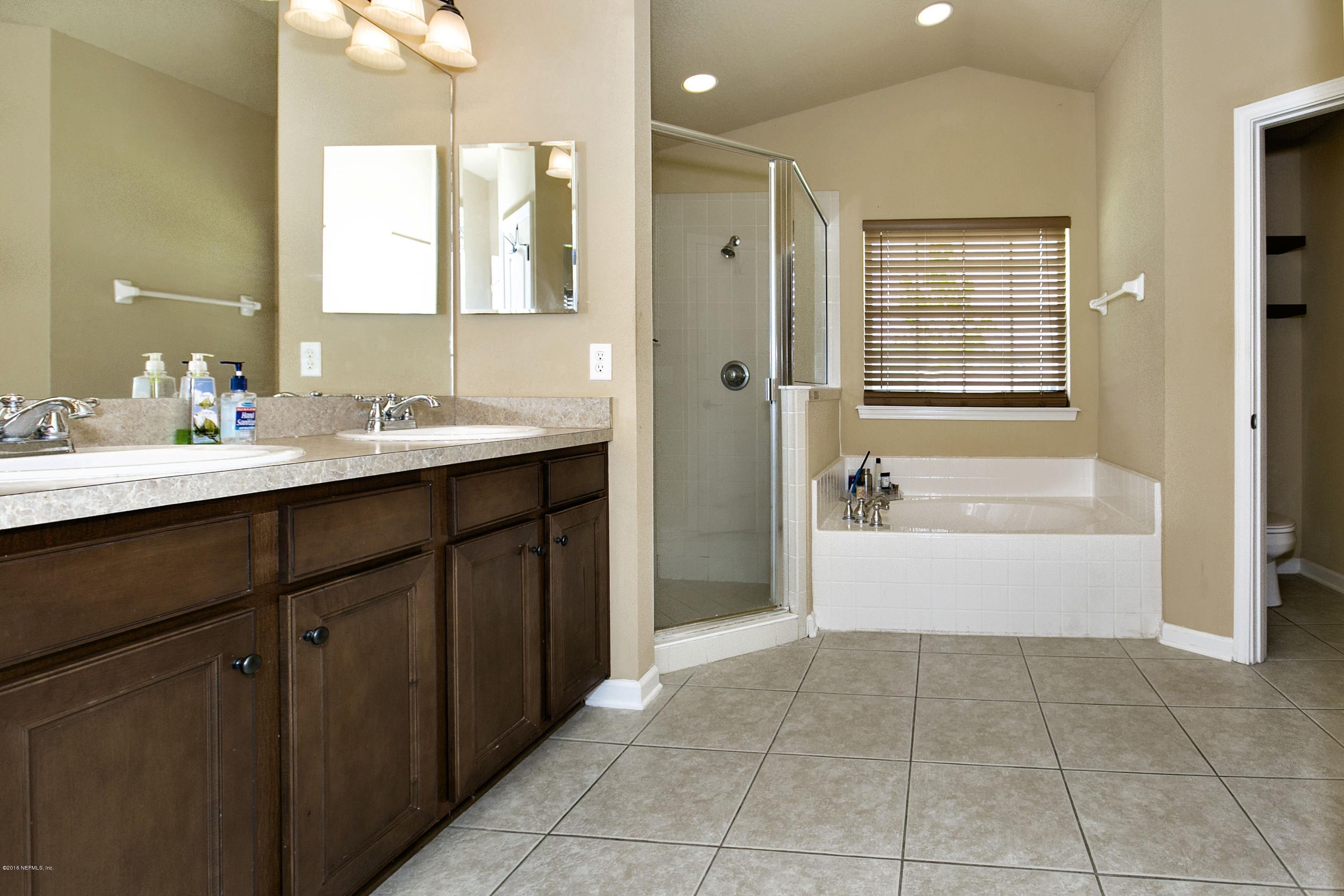 11765 Crooked River Road Jacksonville, FL 32219 - Photo 12 of 25 012_Master Bathroom