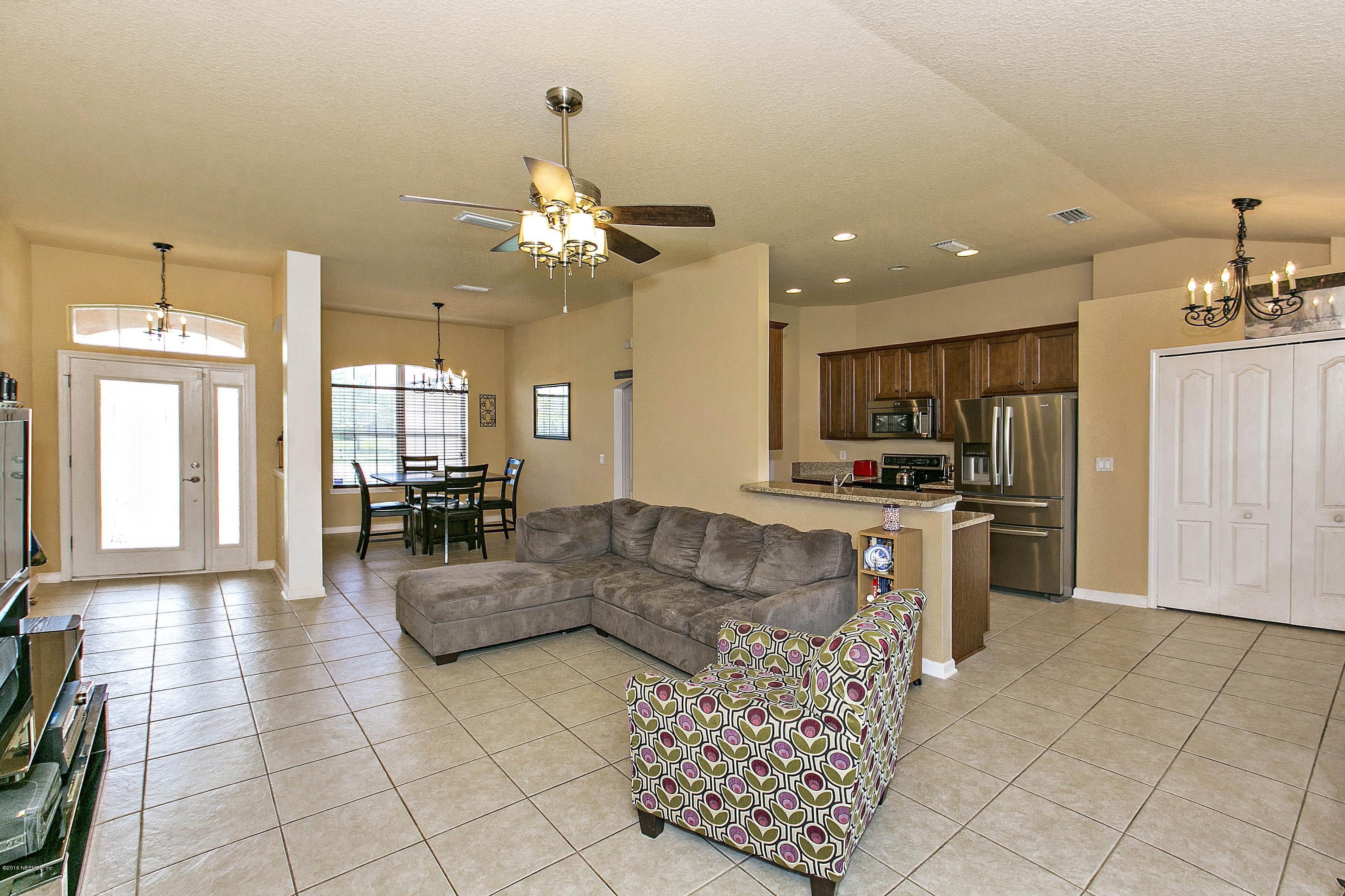 11765 Crooked River Road Jacksonville, FL 32219 - Photo 5 of 25 005_Living Area