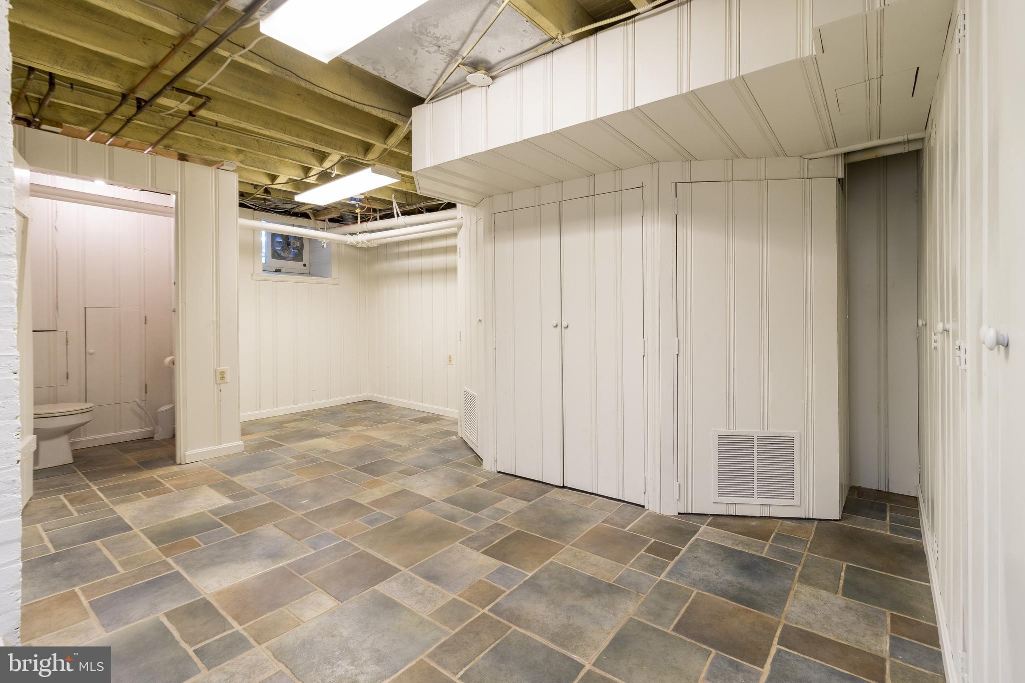 31 Overbrook Road Catonsville, MD 21228 - Photo 41 of 56 Gallery Image 41