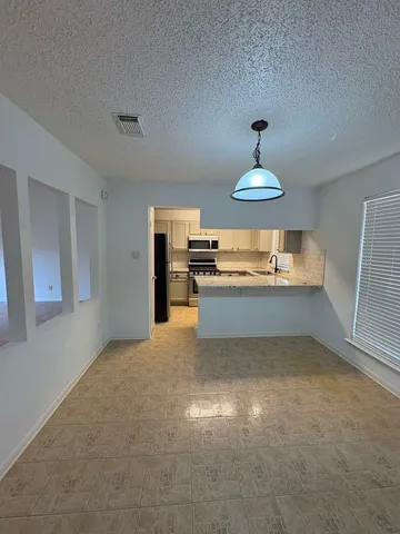$2,100 | 4007 Issacks Way, Sugar Land, TX 77479
