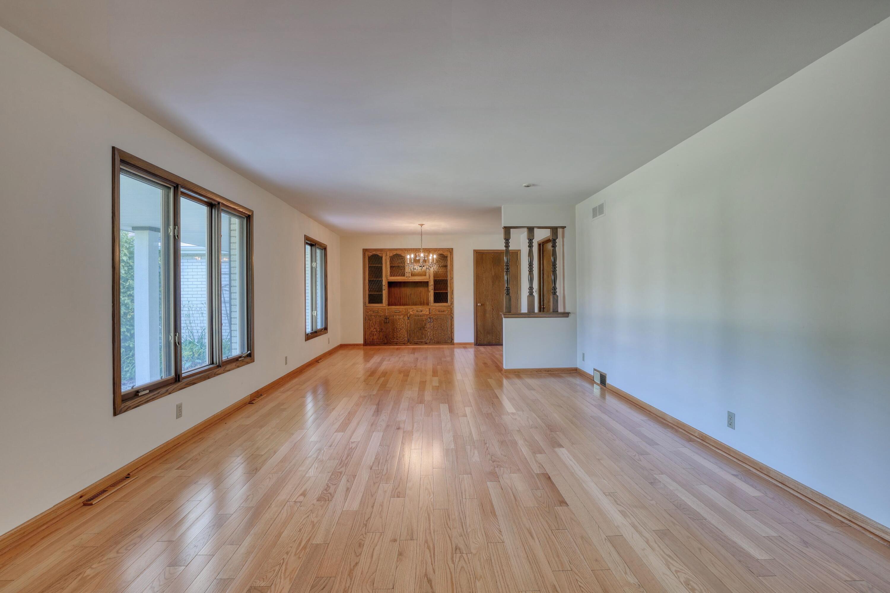 3910 Fresno Road Brookfield, WI 53045 - Photo 10 of 47 Living to Dining