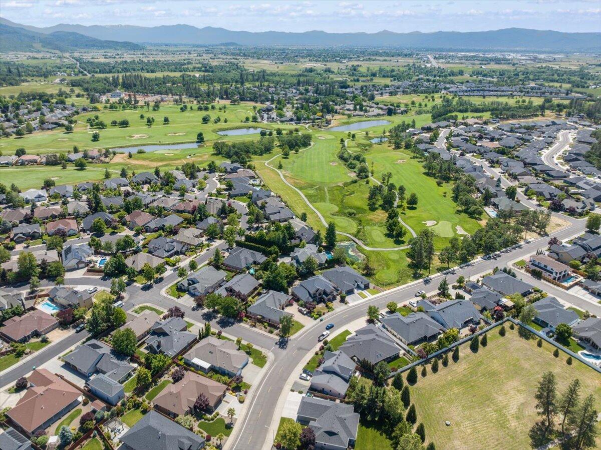 888 Arrowhead Trail Eagle Point, OR 97524 - Photo 36 of 36 47-DJI_0902