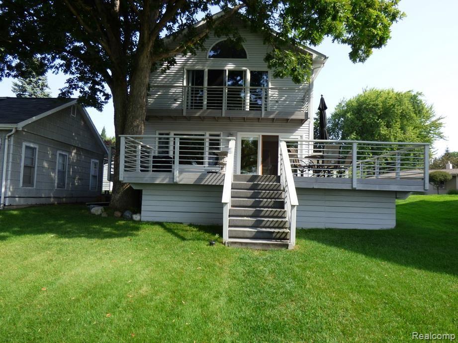 3581 Mann Road Clarkston, MI 48346 - Photo 1 of 52 P1110435.jpg
