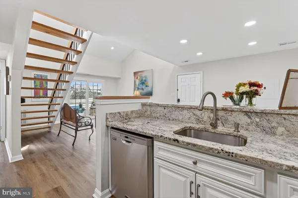 $459,900 | 6912 Mary Caroline Circle, Unit J, Alexandria, VA 22310