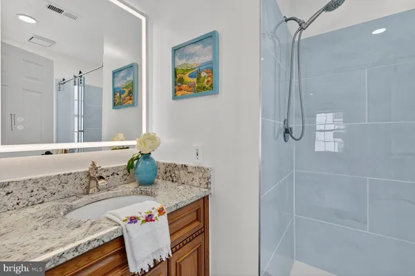 $459,900 | 6912 Mary Caroline Circle, Unit J, Alexandria, VA 22310