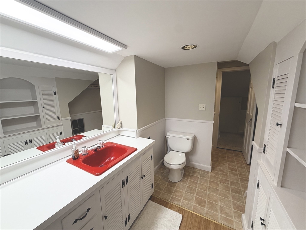 26 Oak Hill Road Greenfield, MA 01301 - Photo 21 of 30