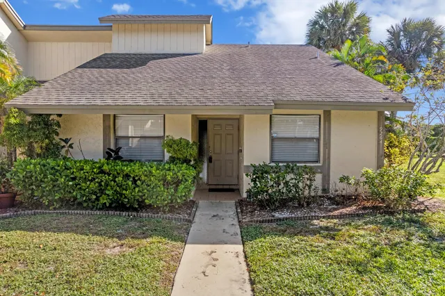 $2,345 | 9264 Ketay Circle, Boca Raton, FL 33428