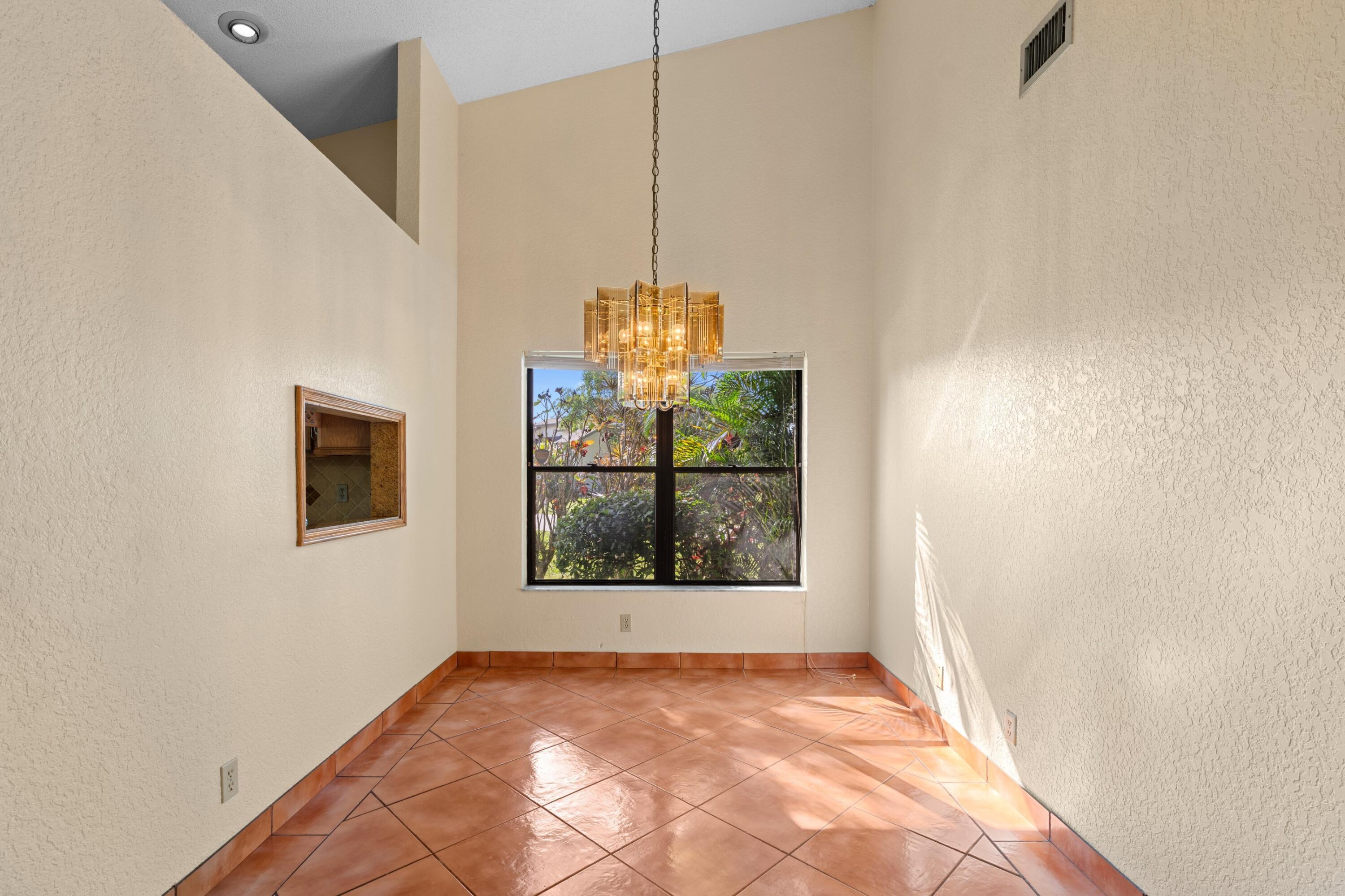 9264 Ketay Circle Boca Raton, FL 33428 - Photo 9 of 47 Living Area