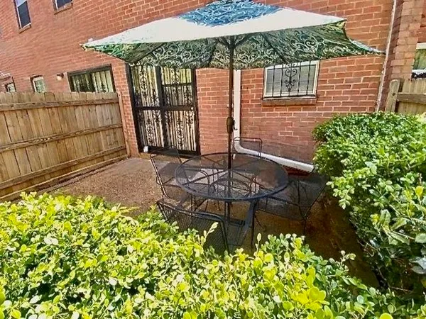 $134,000 | 5718 Quince Road, Unit 10, Memphis, TN 38119