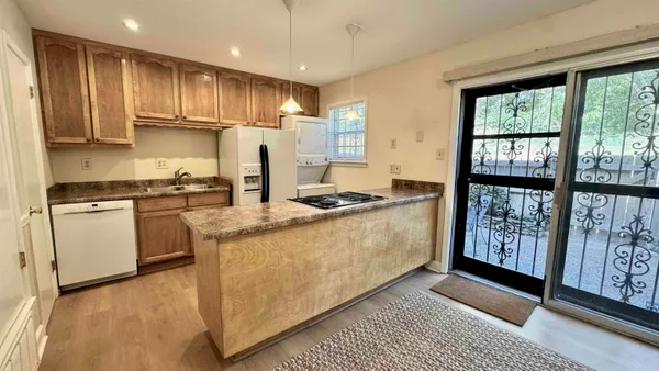 $134,000 | 5718 Quince Road, Unit 10, Memphis, TN 38119