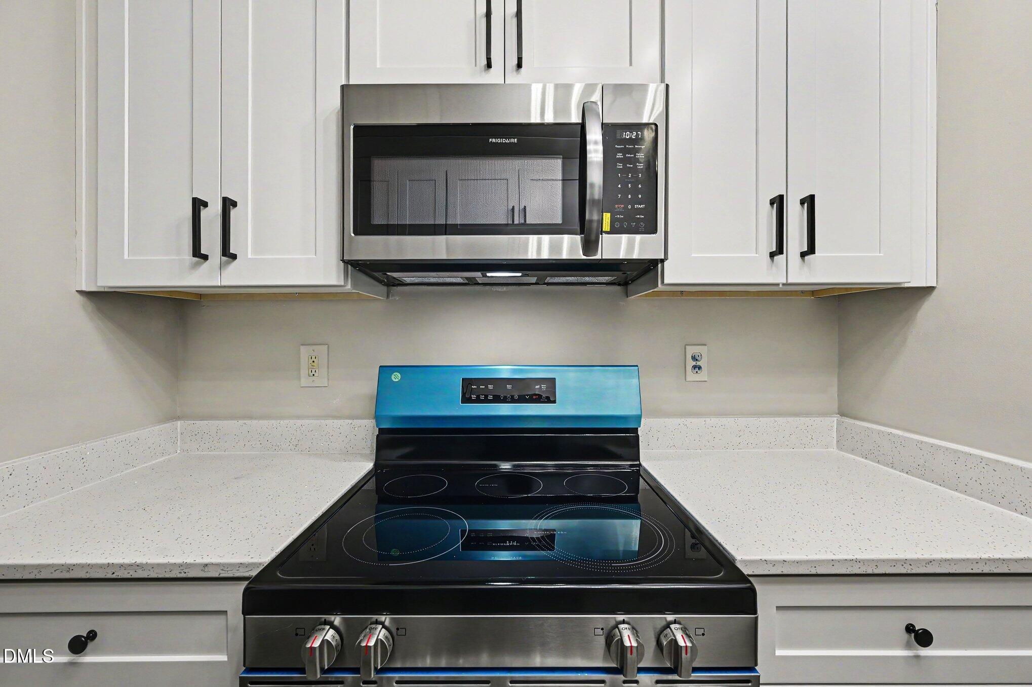 704 Brye Street Durham, NC 27703 - Photo 11 of 34 005_file_5226
