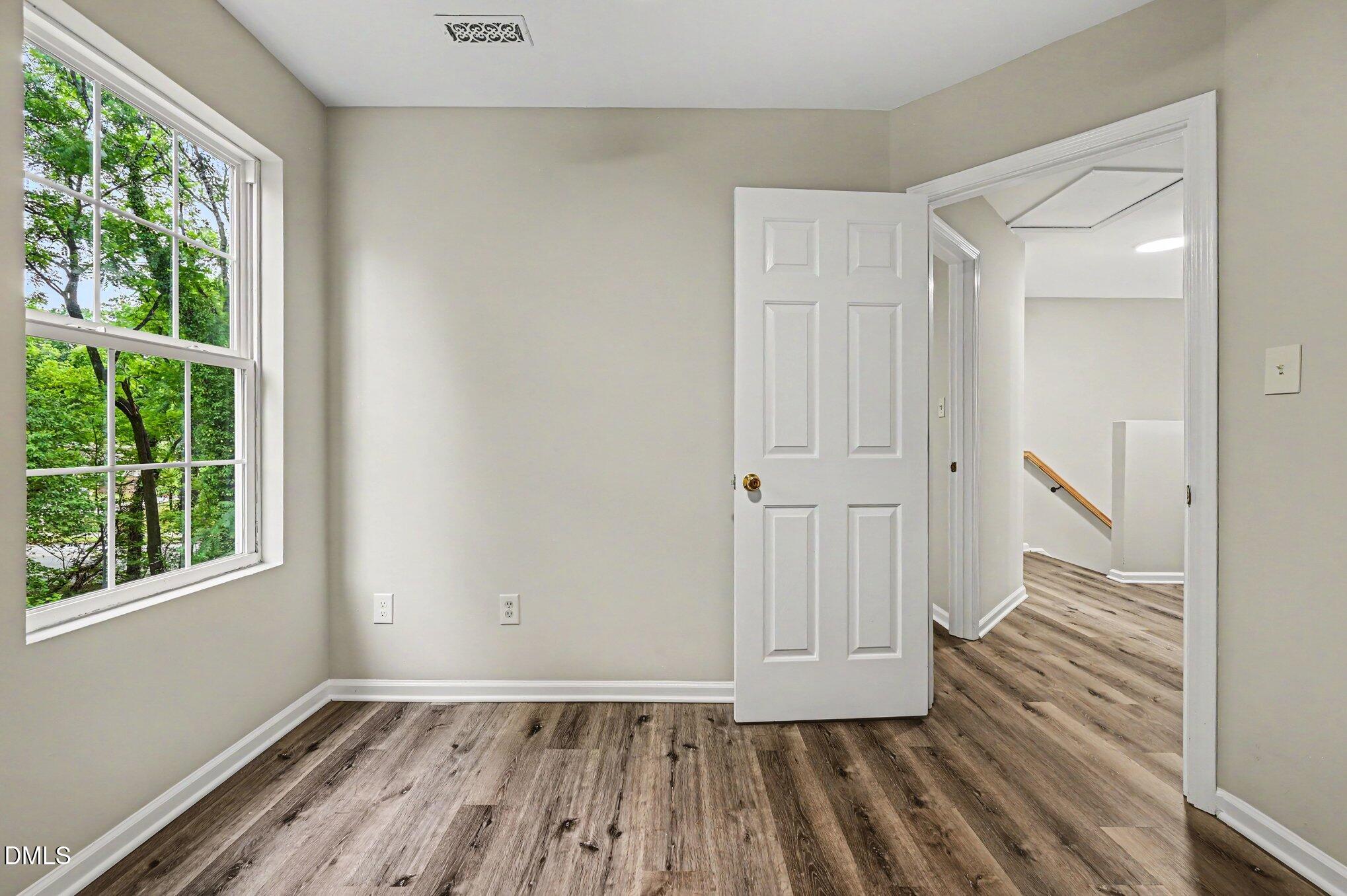 704 Brye Street Durham, NC 27703 - Photo 13 of 34 007_file_9948
