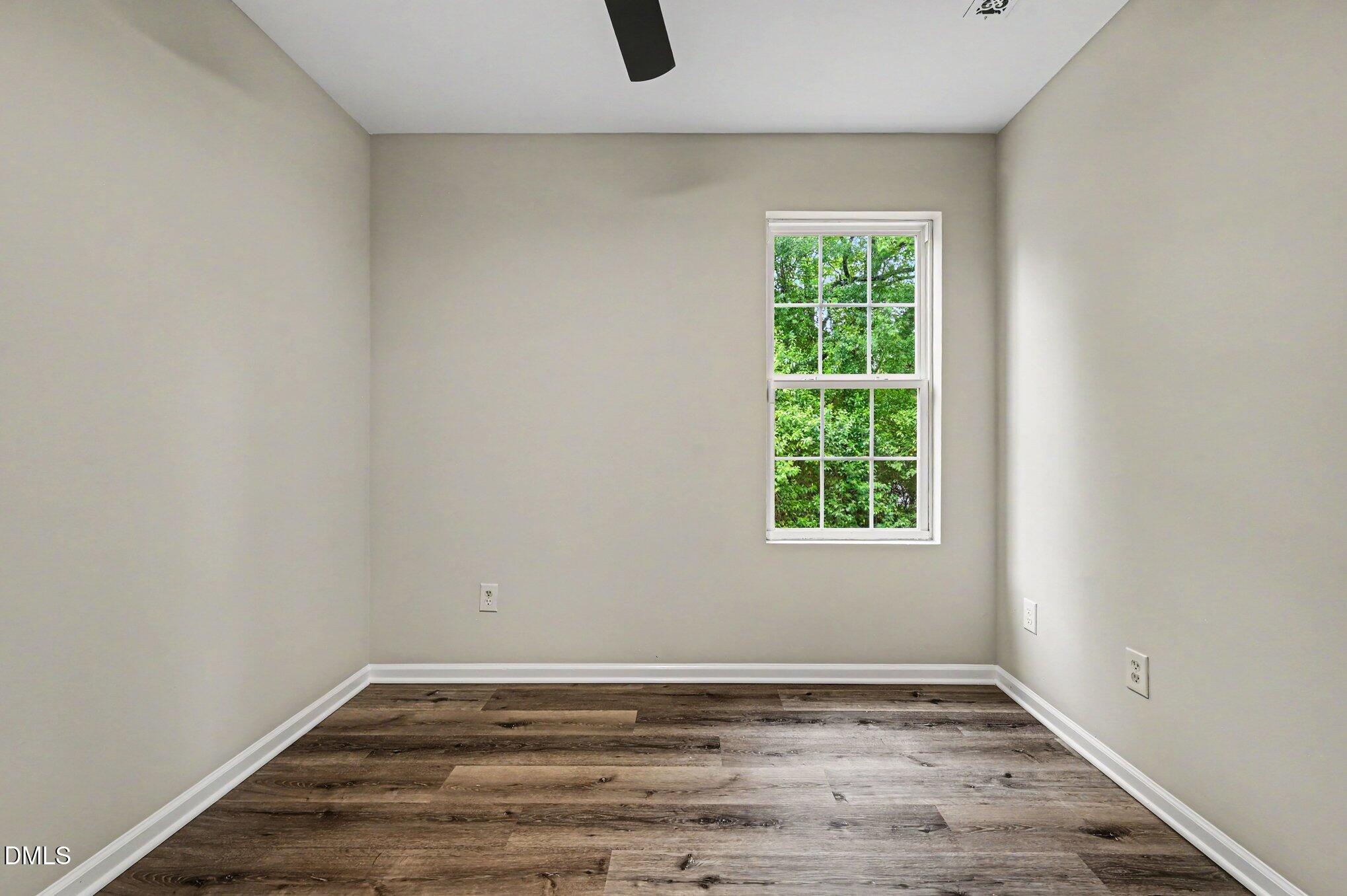 704 Brye Street Durham, NC 27703 - Photo 15 of 34 009_file_9778