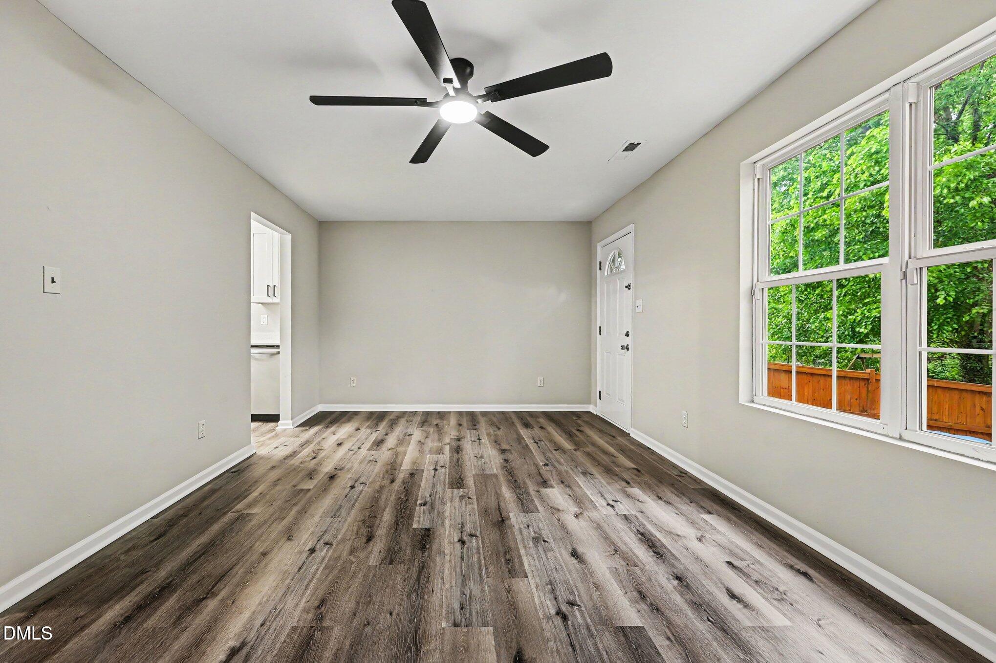 704 Brye Street Durham, NC 27703 - Photo 5 of 34 001_file_8979