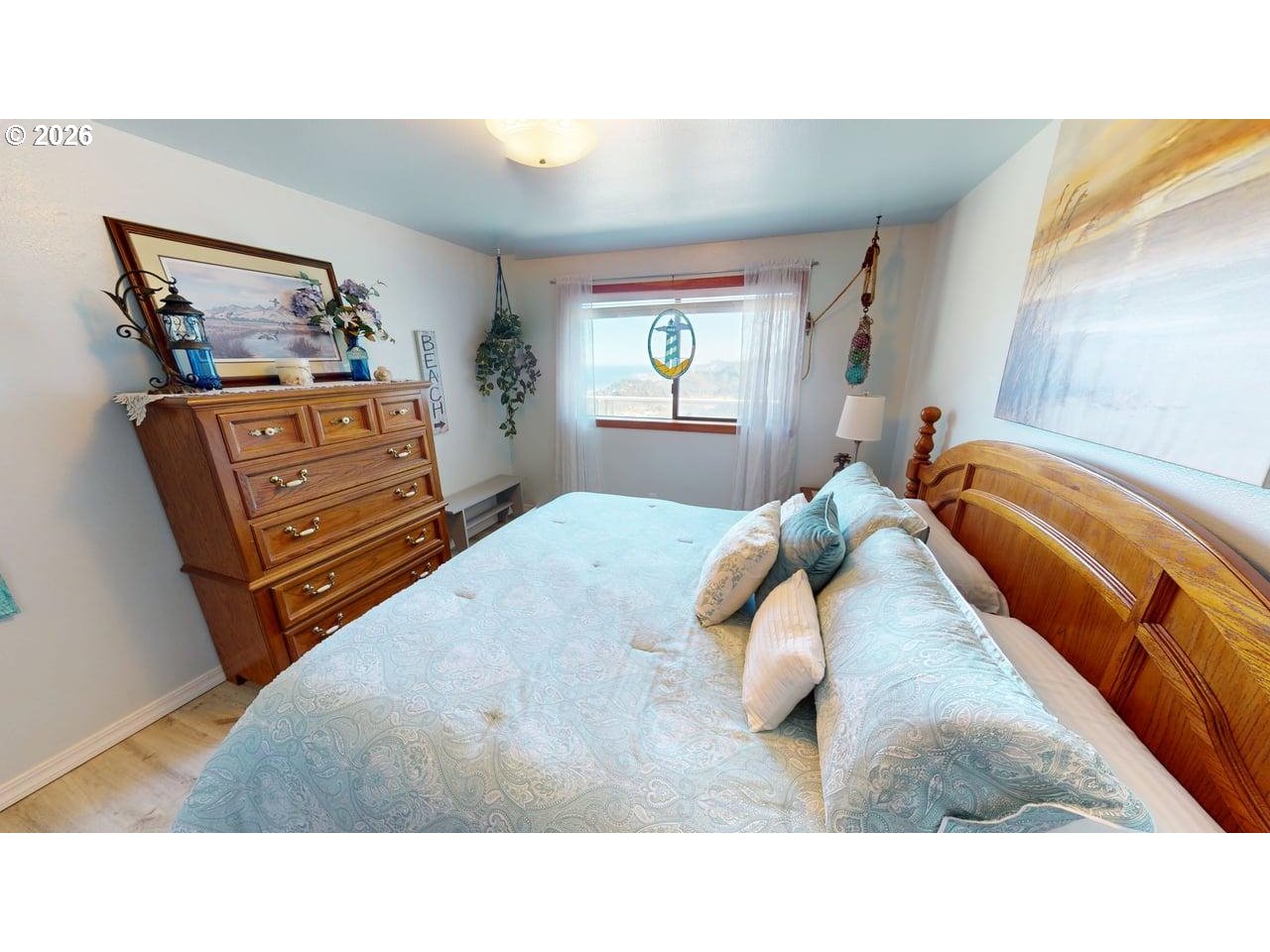 27840 Thimbleberry Road Gold Beach, OR 97444 - Photo 16 of 43 Bedroom