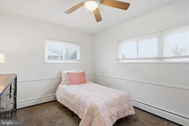 $339,900 | 8 Starlight Lane, Levittown, PA 19055