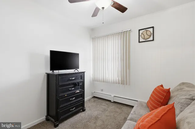 $339,900 | 8 Starlight Lane, Levittown, PA 19055