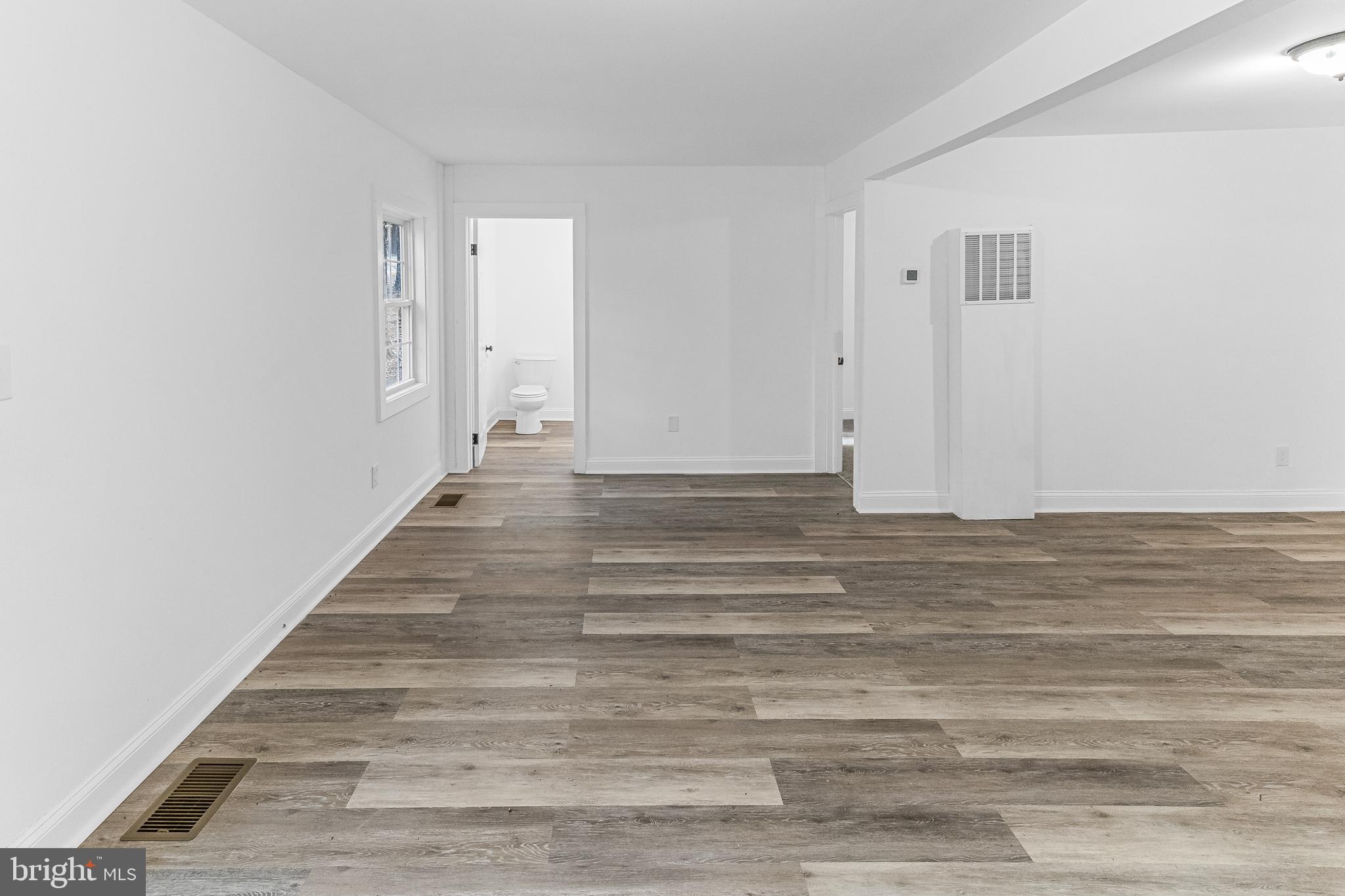 33 Maple Lane Berkeley Springs, WV 25411 - Photo 9 of 34