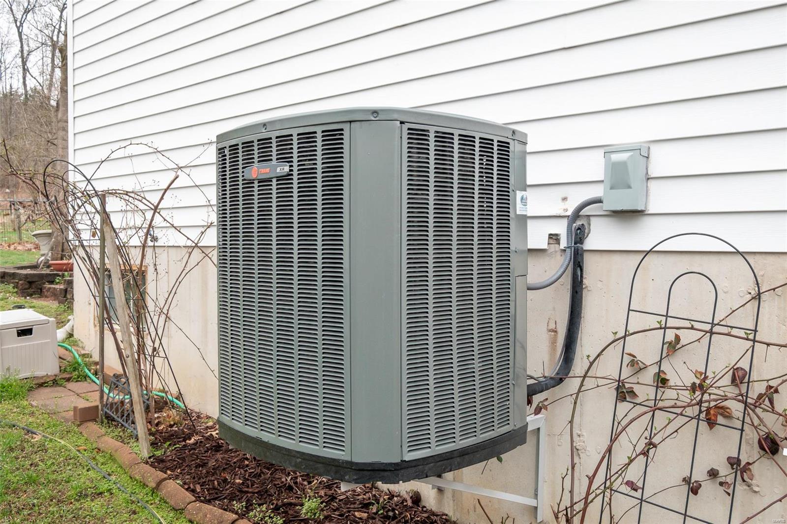 1545 Glenn Brooke Woods Circle Ballwin, MO 63021 - Photo 18 of 21