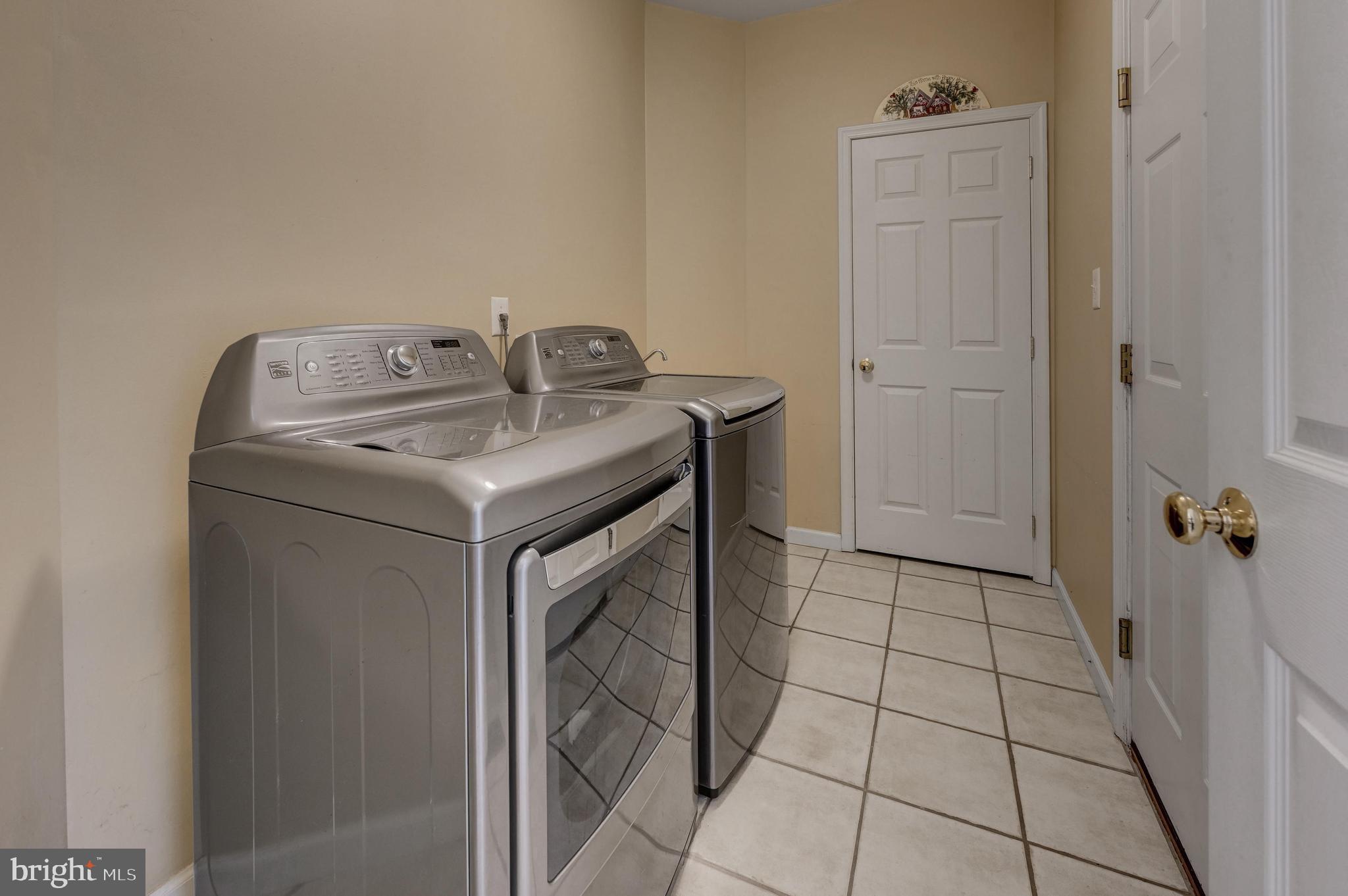 26 Eton Drive Sewell, NJ 08080 - Photo 18 of 33 Laundry Room