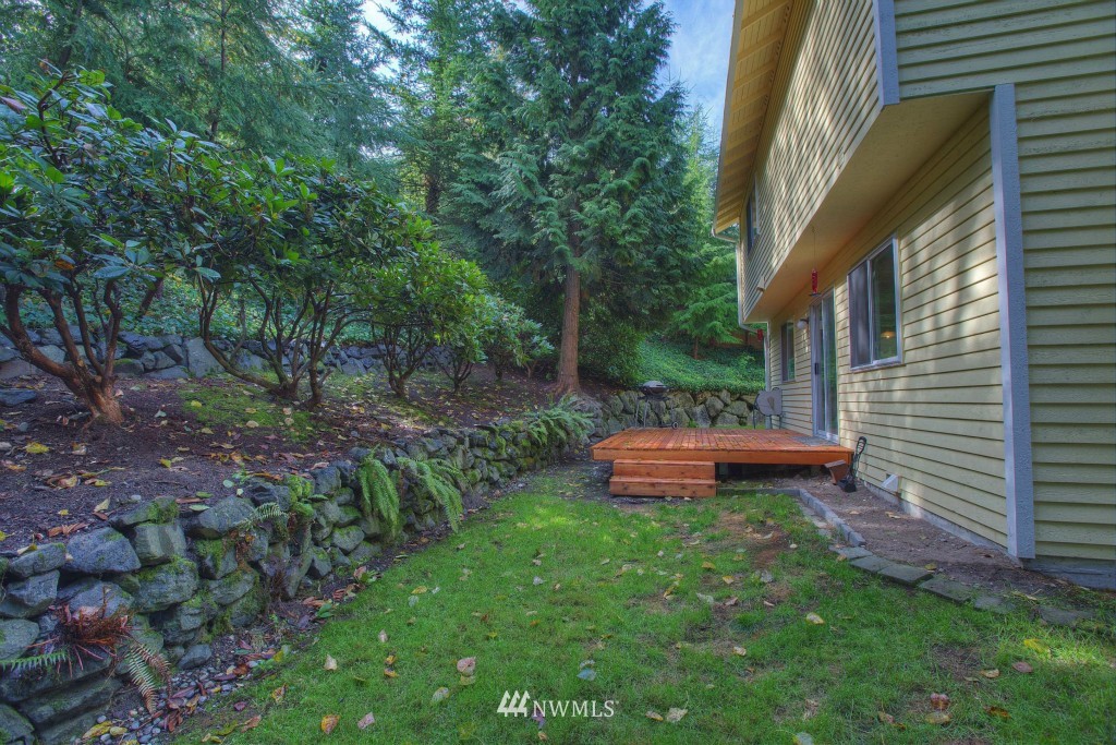 14047 Southeast 159th Place Renton, WA 98058 - Photo 12 of 22 Gallery Image 12