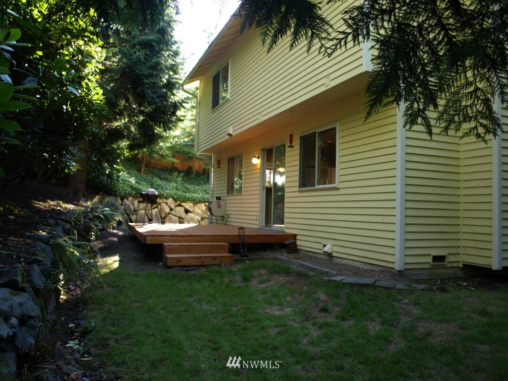 14047 Southeast 159th Place Renton, WA 98058 - Photo 21 of 22 Gallery Image 21