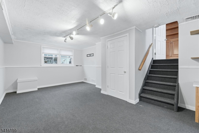 30 Arden Road Livingston, NJ 07039 - Photo 24 of 43