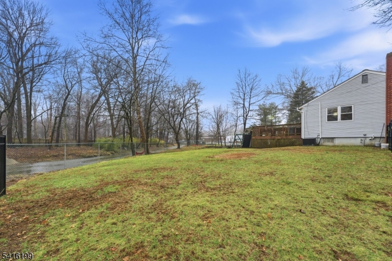 30 Arden Road Livingston, NJ 07039 - Photo 34 of 43