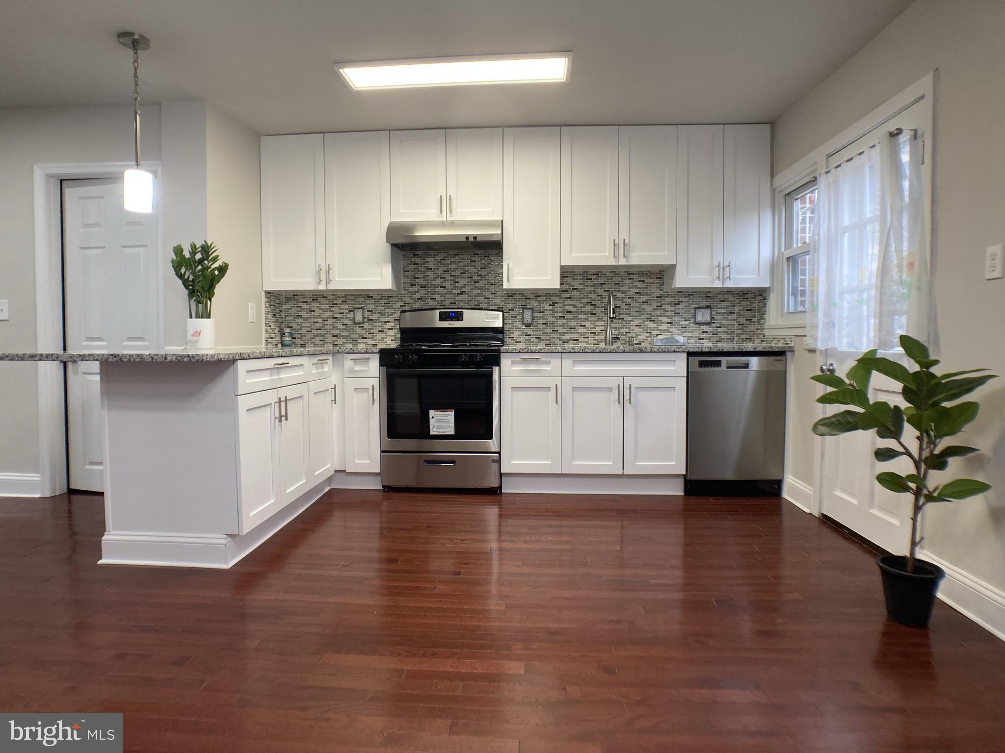 116 Upmanor Road Baltimore, MD 21229 - Photo 12 of 37 Gallery Image 12
